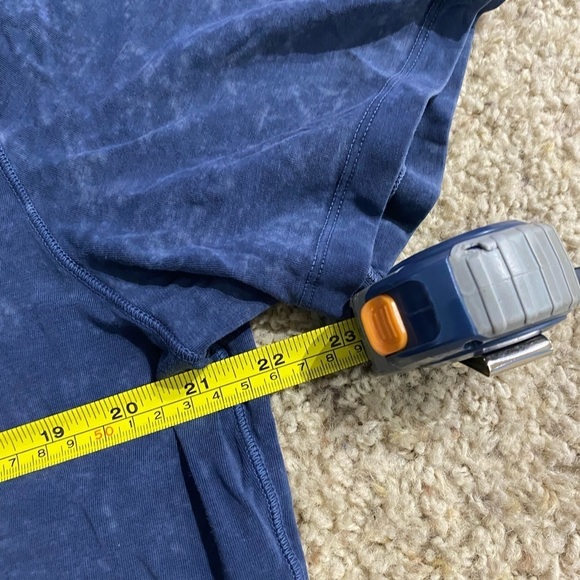 Lululemon Men’s Sun Wash 5 Year Tee Basic Tee in Navy Fit L Activewear Shirt - Picture 4 of 6